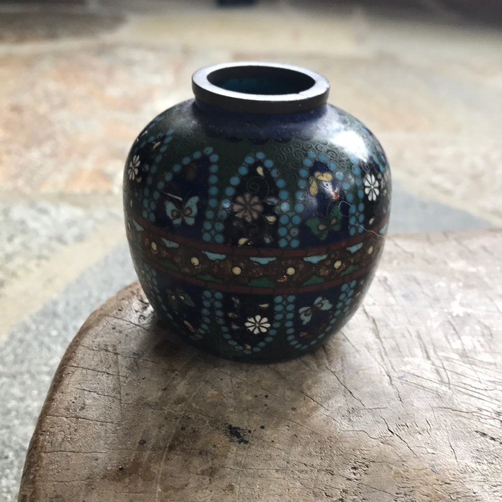 Enamel vase